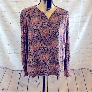 Lucky Brand || Navy/pink long sleeve paisley soft blouse with buttons on sleeve
